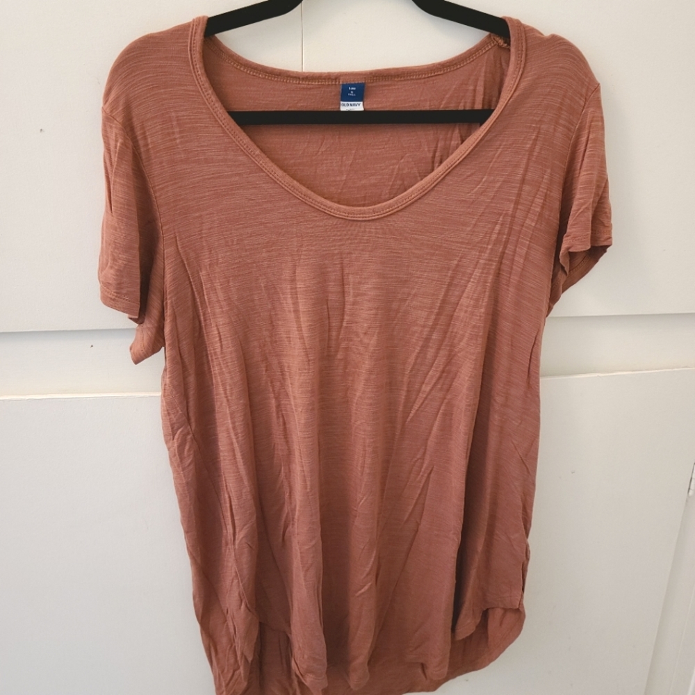 Bronze Old Navy Tee